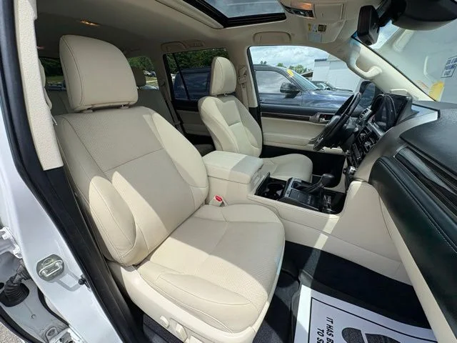Used 2023 White Lexus 460 image 32