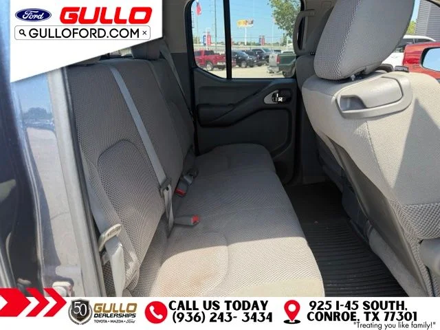 Used 2014 Graphite Blue Nissan SV image 4