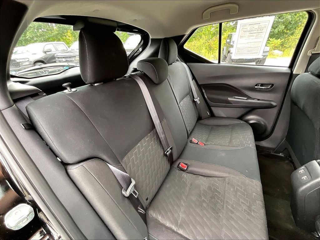 Used 2024 Super Black Nissan SV image 15