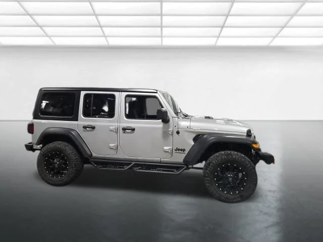 Used 2022 Silver Jeep Unlimited Sport S image 3