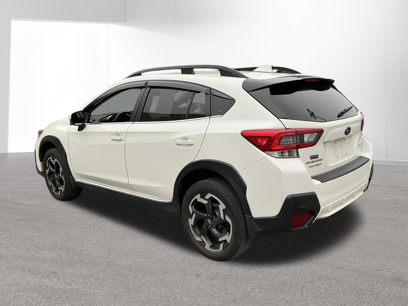 Used 2021 Crystal White Pearl Subaru Limited image 3