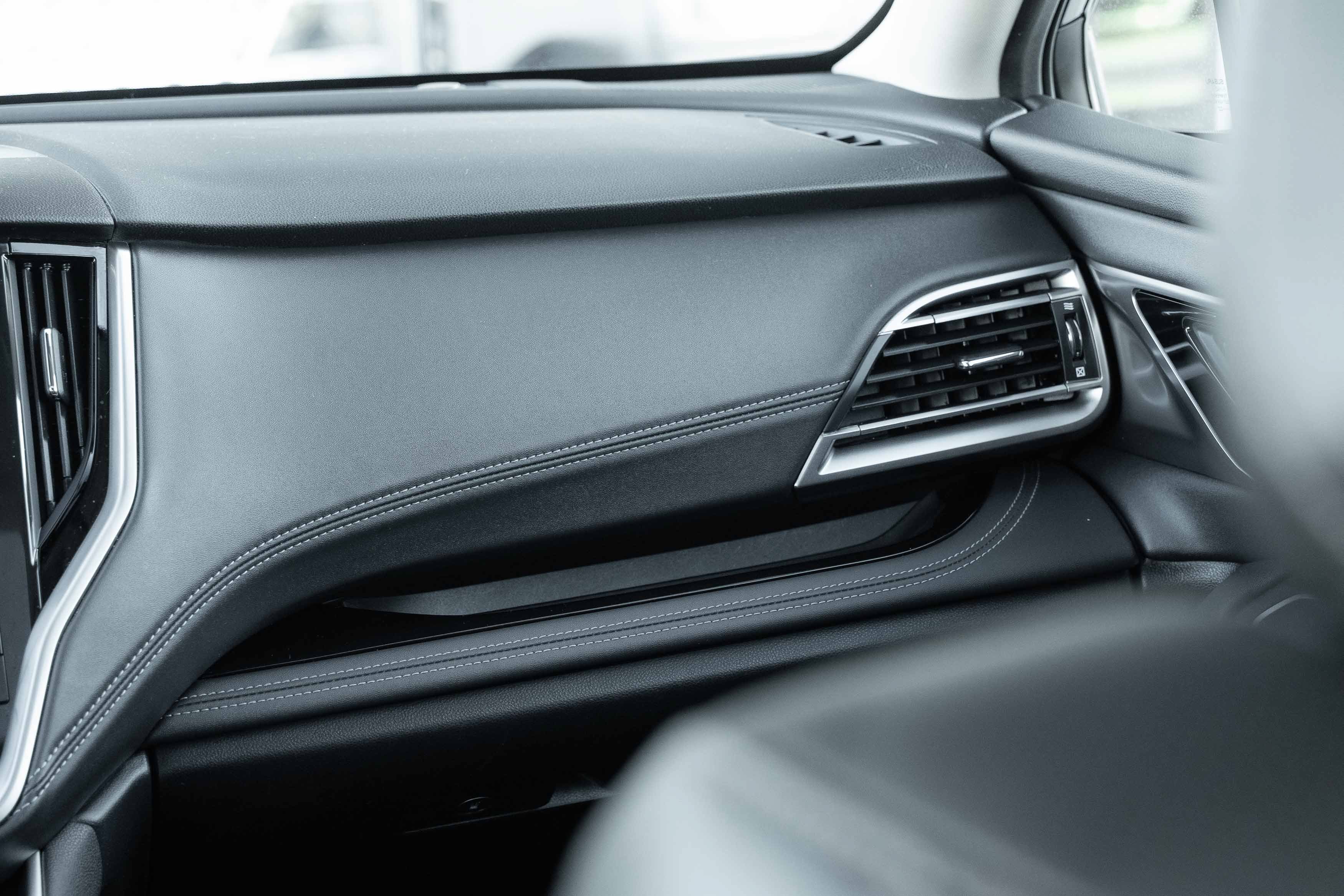 Used 2023 Magnetite Gray Metallic Subaru Limited image 14