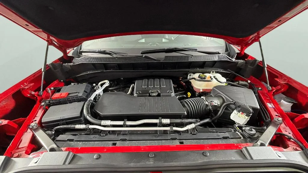 Used 2025 Red Hot Chevrolet Custom image 36