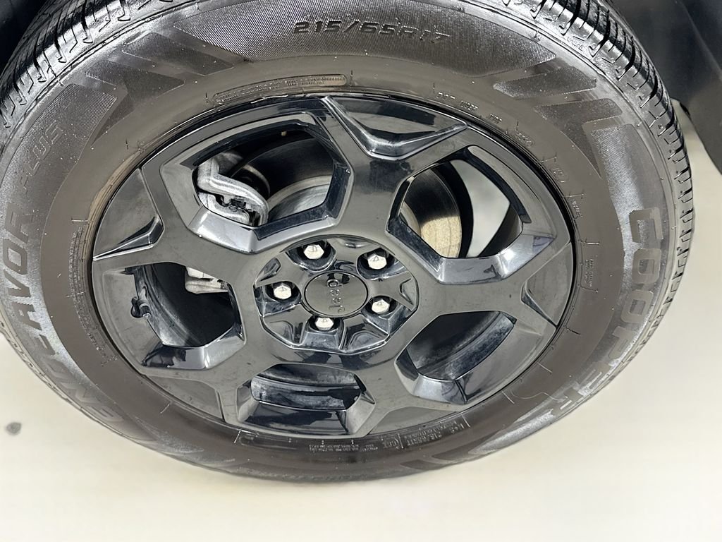 Used 2023 Granite Crystal Metallic Clearcoat Jeep Trailhawk image 38