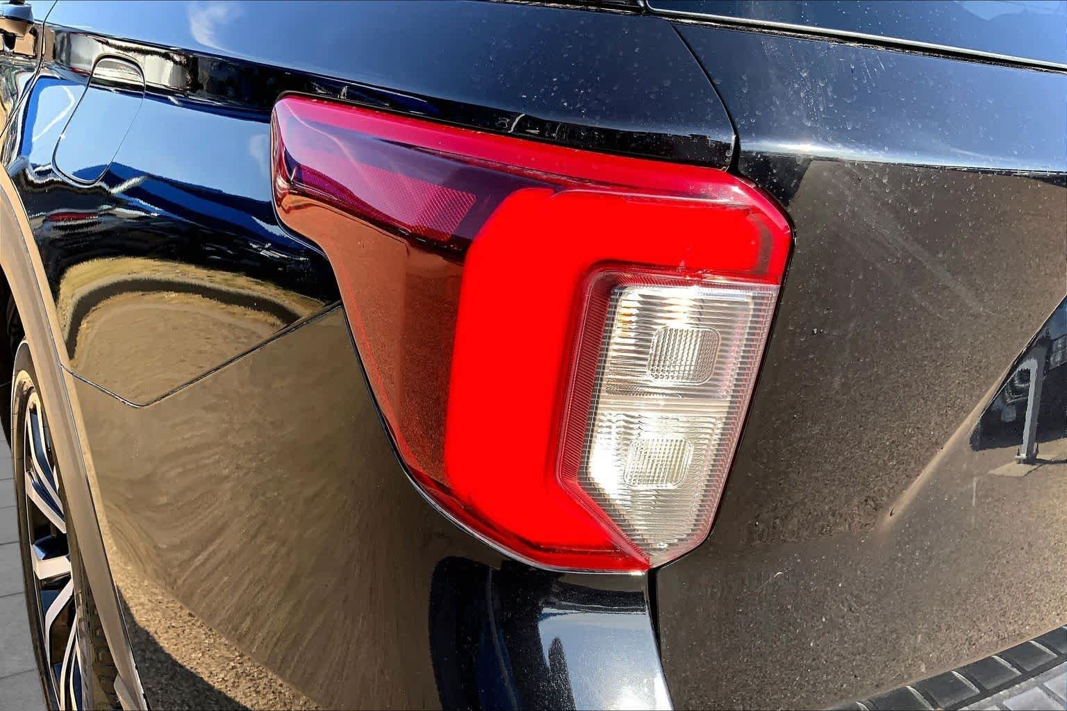 Used 2020 Agate Black Metallic Ford ST image 29