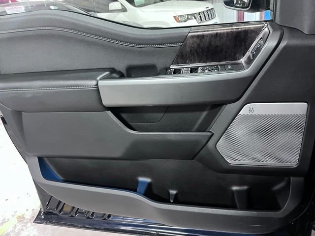 Used 2025 Blue Ford Lariat image 19