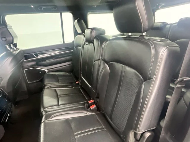 Used 2023 Black Jeep Base image 8