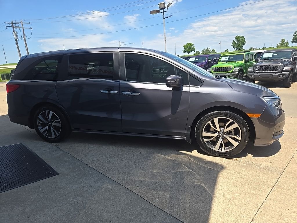 Used 2021  Honda Touring image 12