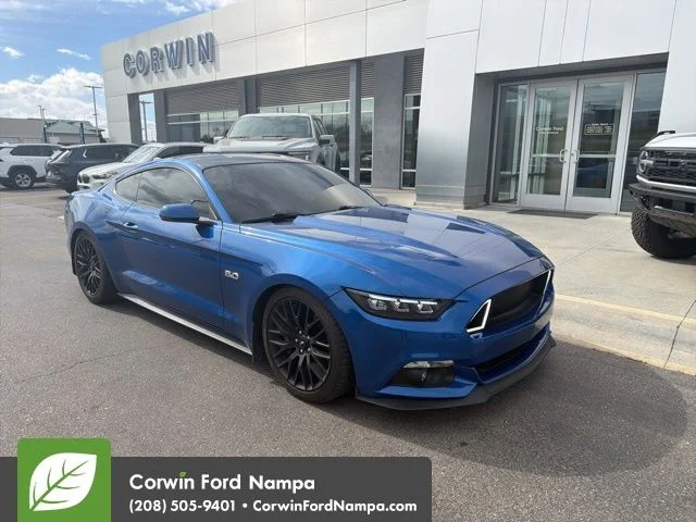 2017 Ford Mustang GT Coupe Premium's photo
