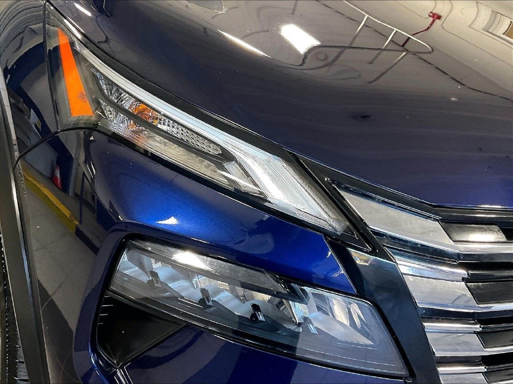 Used 2024 Blue Nissan SV image 33
