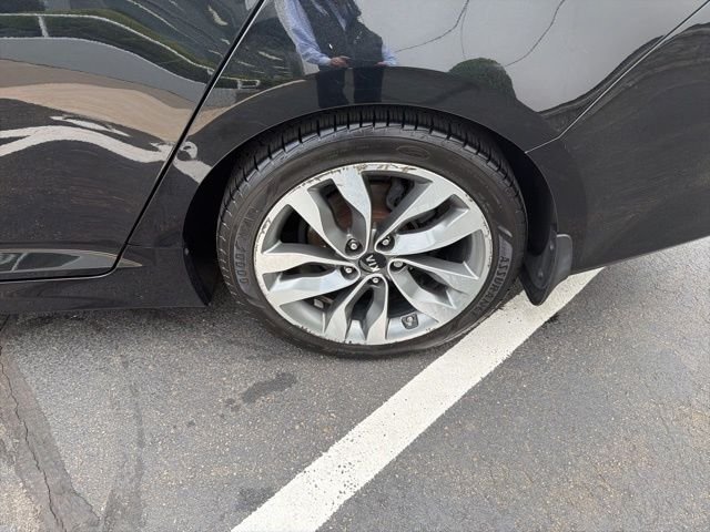 Used 2015 Black Kia SX image 26