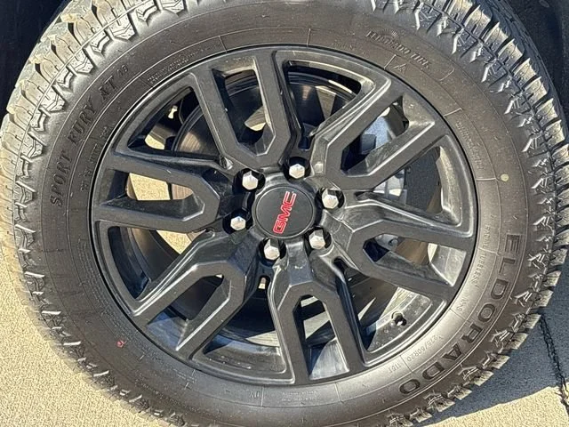 Used 2023 SUMMIT WHITE GMC Elevation image 10