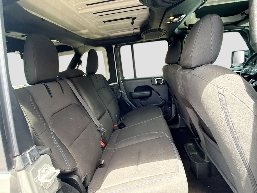 Used 2023 Gray Jeep Rubicon 4xe image 31