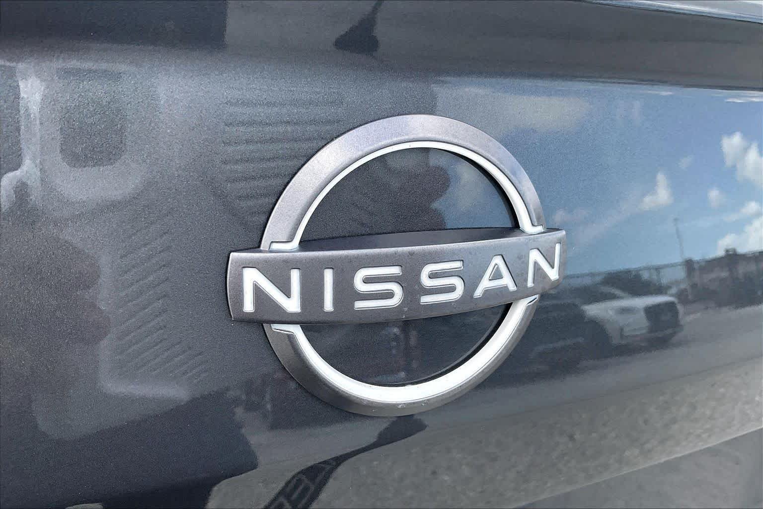 Used 2025 Gun Metallic Nissan SV image 30