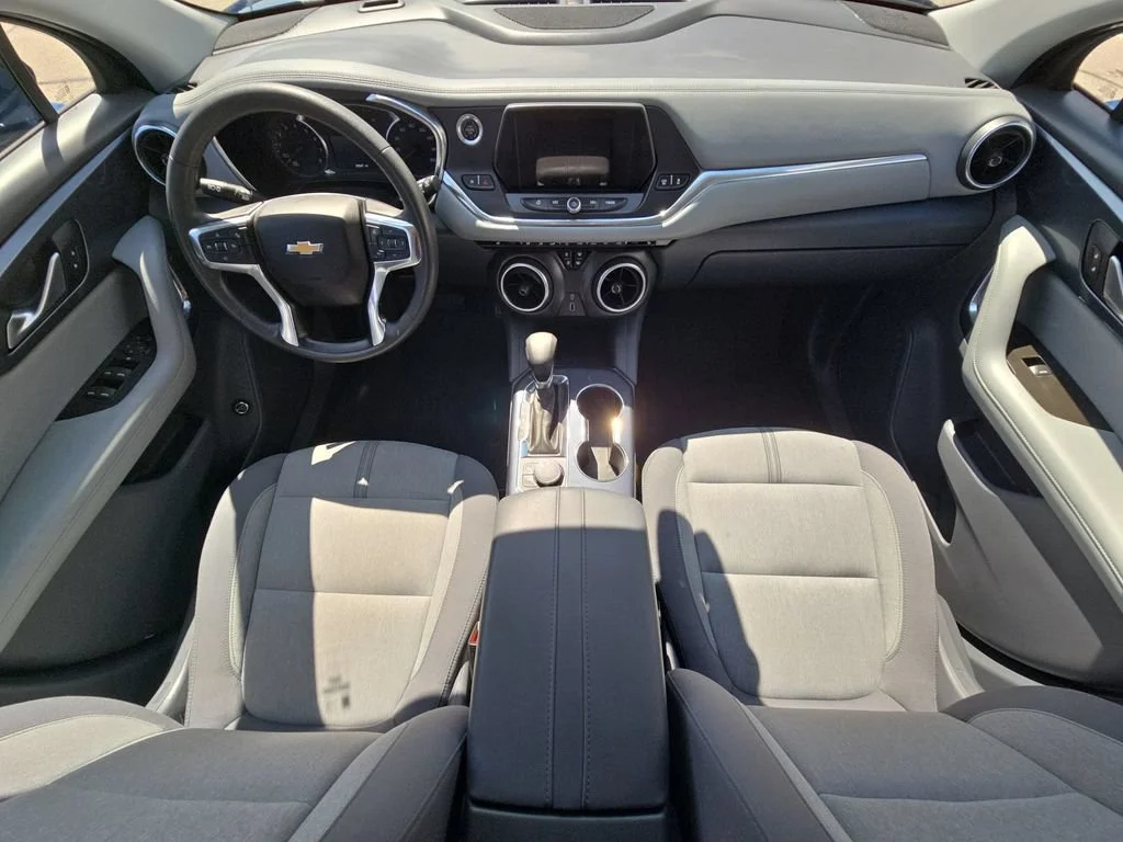 Used 2022 BLUE GLOW METALLIC Chevrolet LT image 21