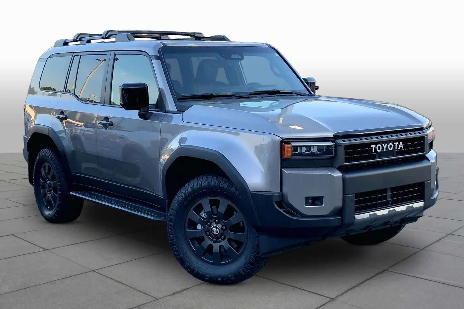 Used 2024 Meteor Shower Toyota  image 3