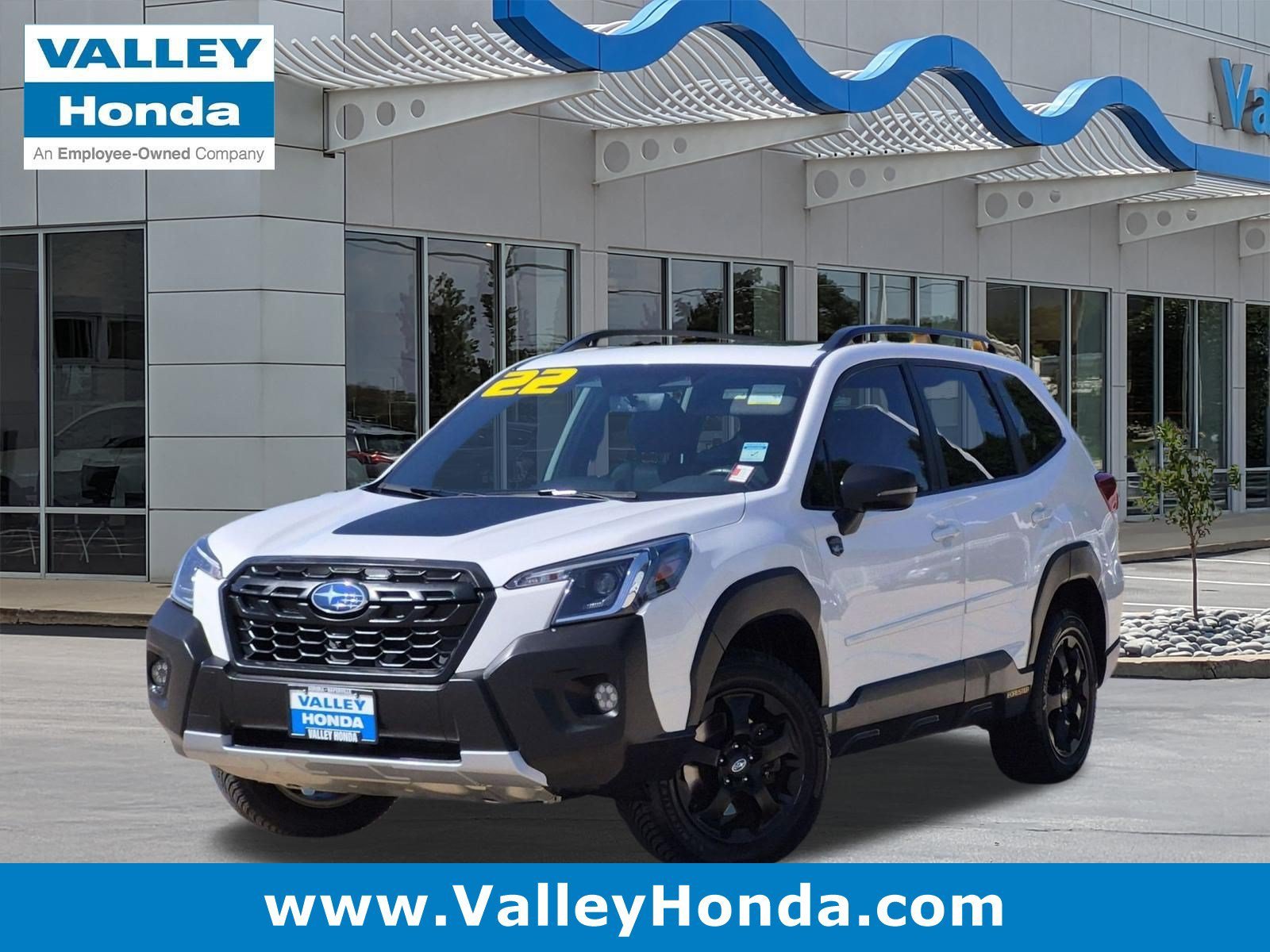 Used 2022 Crystal White Pearl Subaru Wilderness image 1