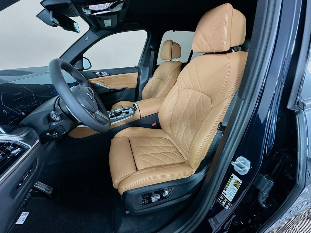 New 2026 Carbon Black Metallic BMW xDrive40i image 16