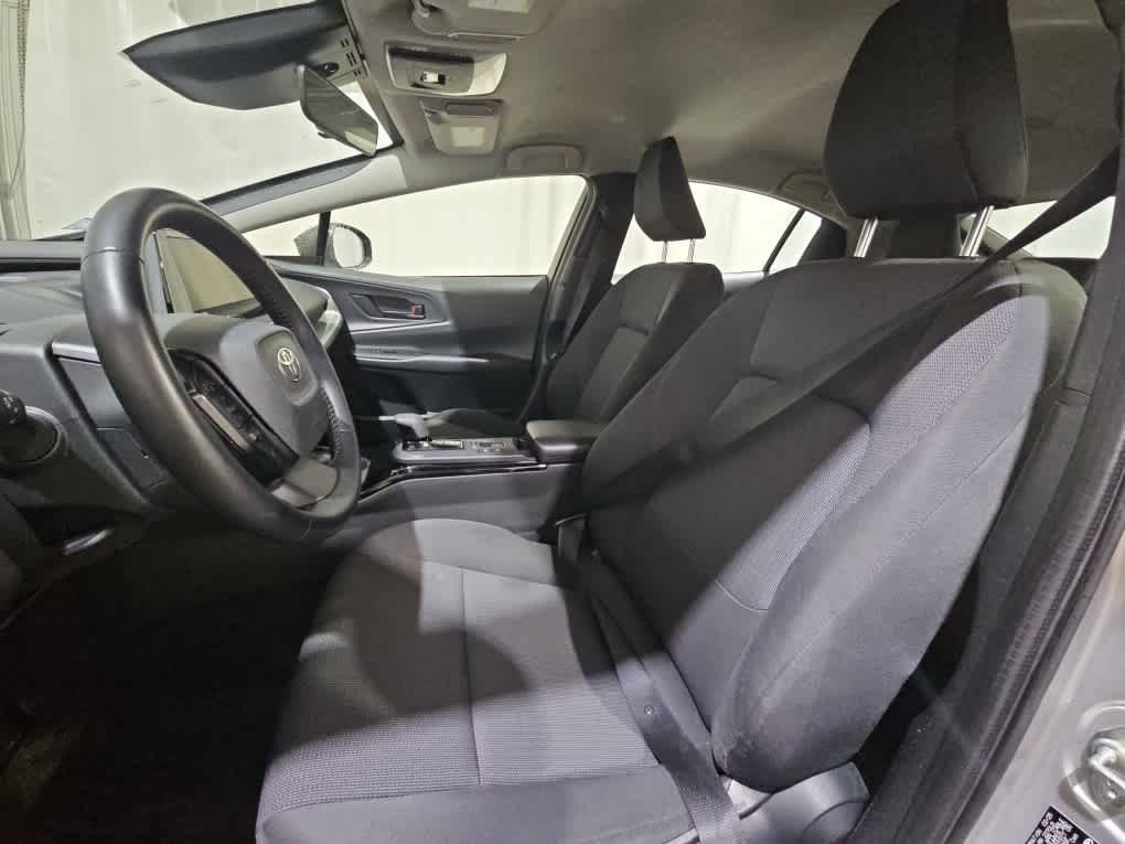 Used 2025 Cutting Edge Toyota LE image 11
