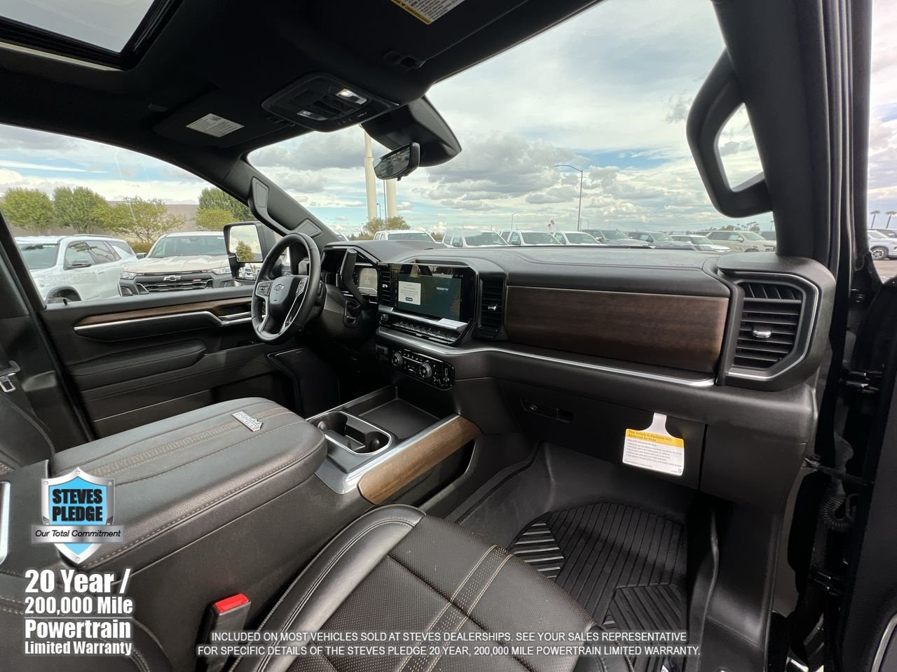 2025 Chevrolet Silverado 2500HD High Country - Photo 34