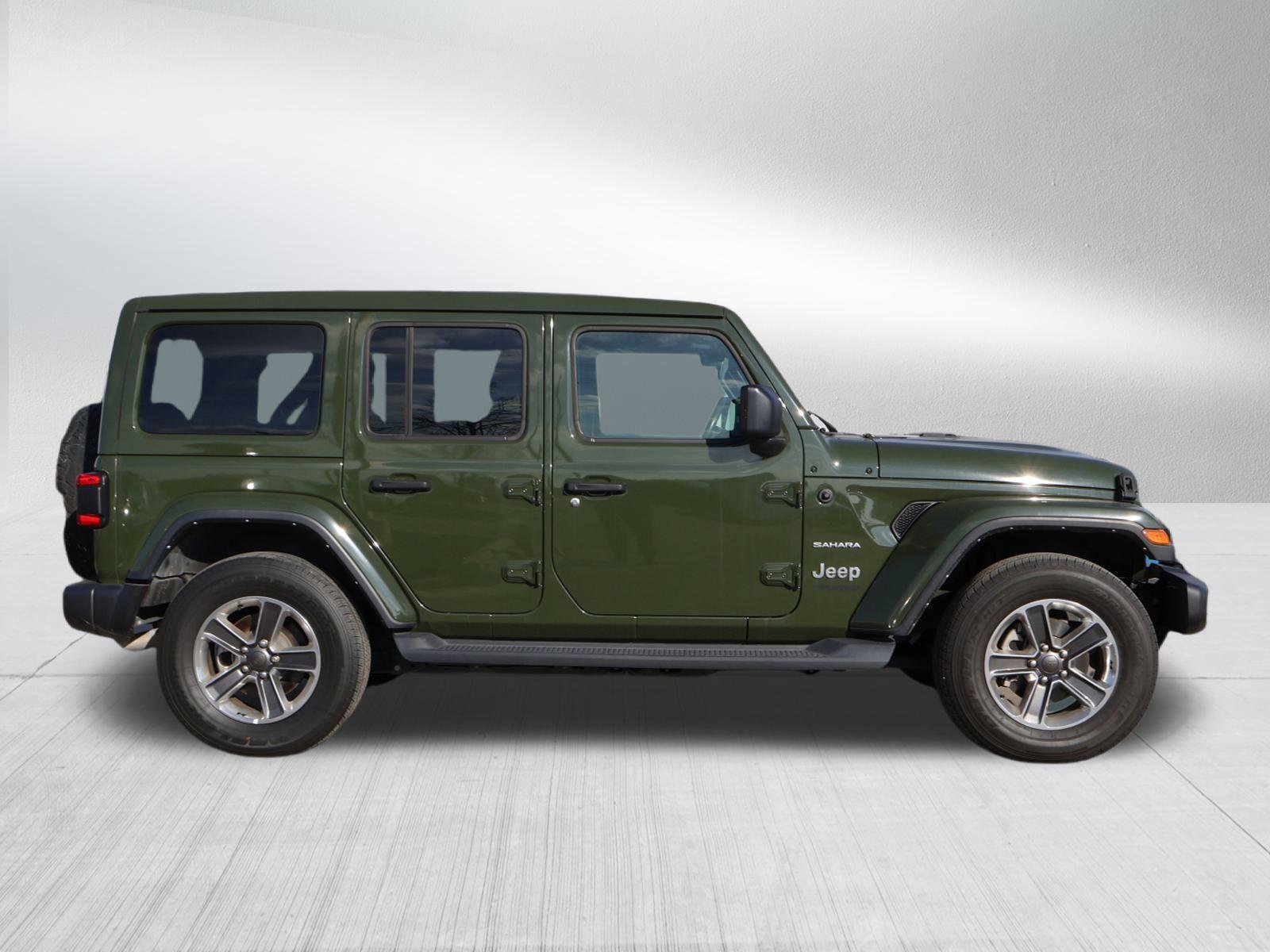 2021 Jeep Wrangler Unlimited Sahara - Photo 8