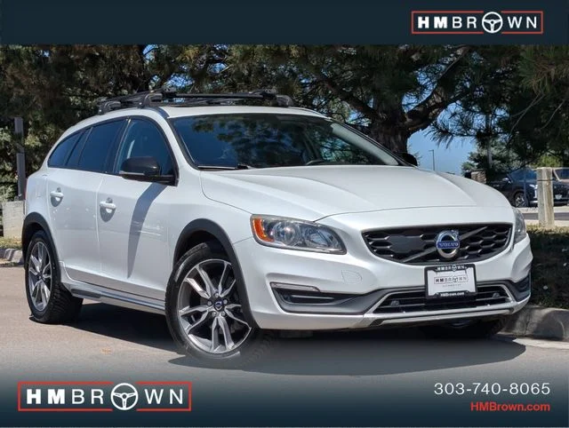 Used 2016 Crystal White Pearl Volvo T5 image 1