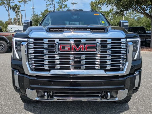 Used 2024 Onyx Black GMC Denali image 8