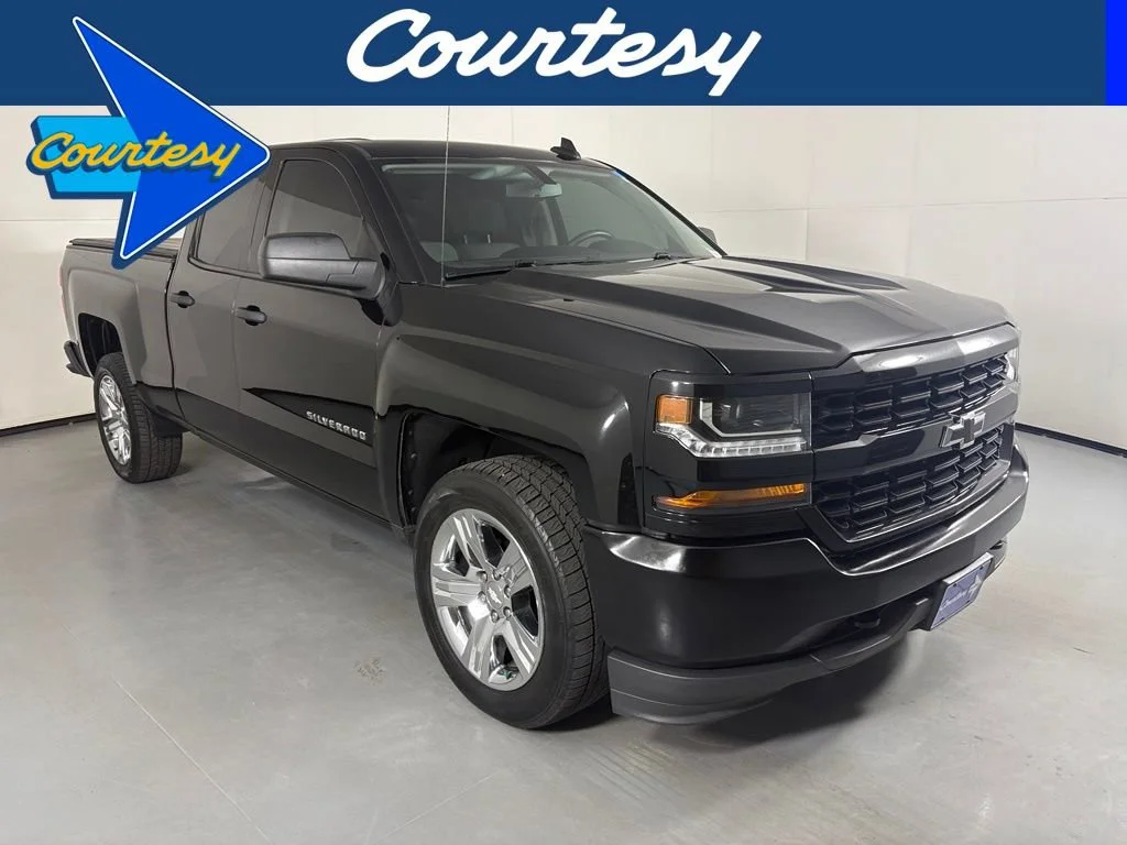 Used 2018 BLACK Chevrolet Custom image 1
