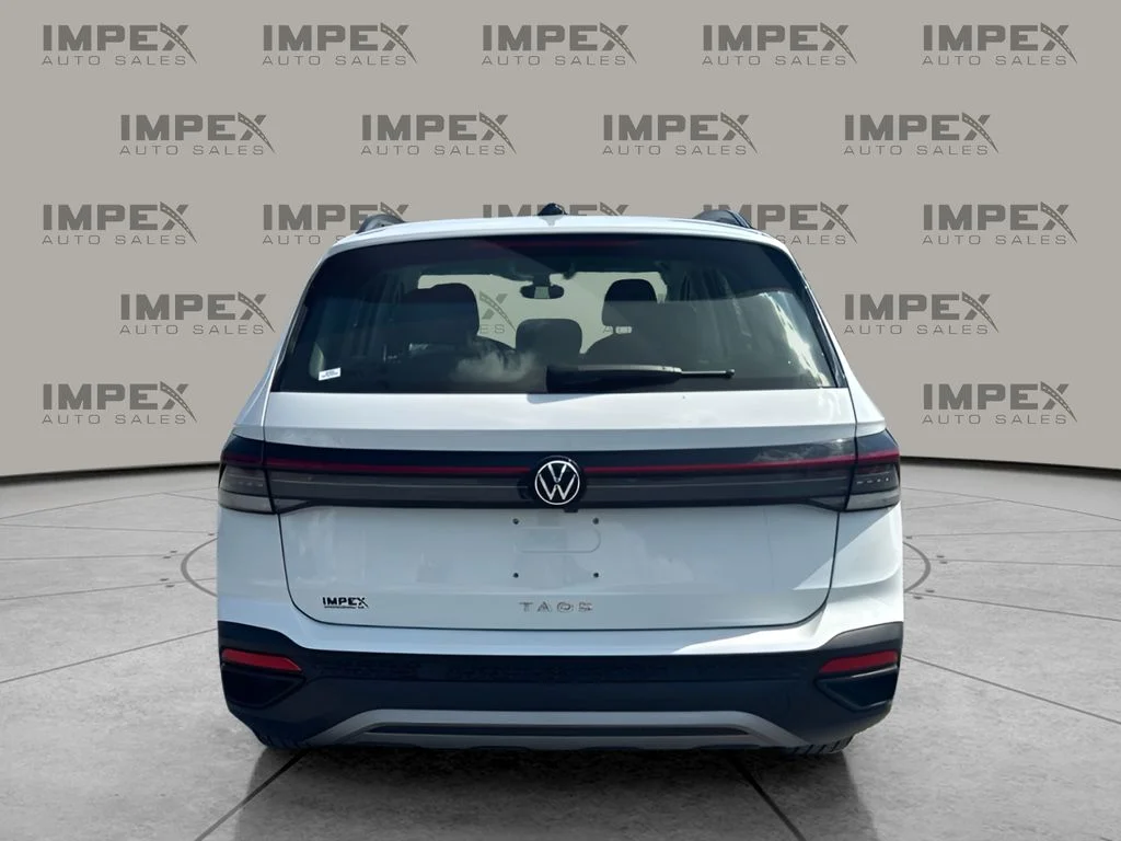 Used 2025 White Volkswagen 1.5T S image 4