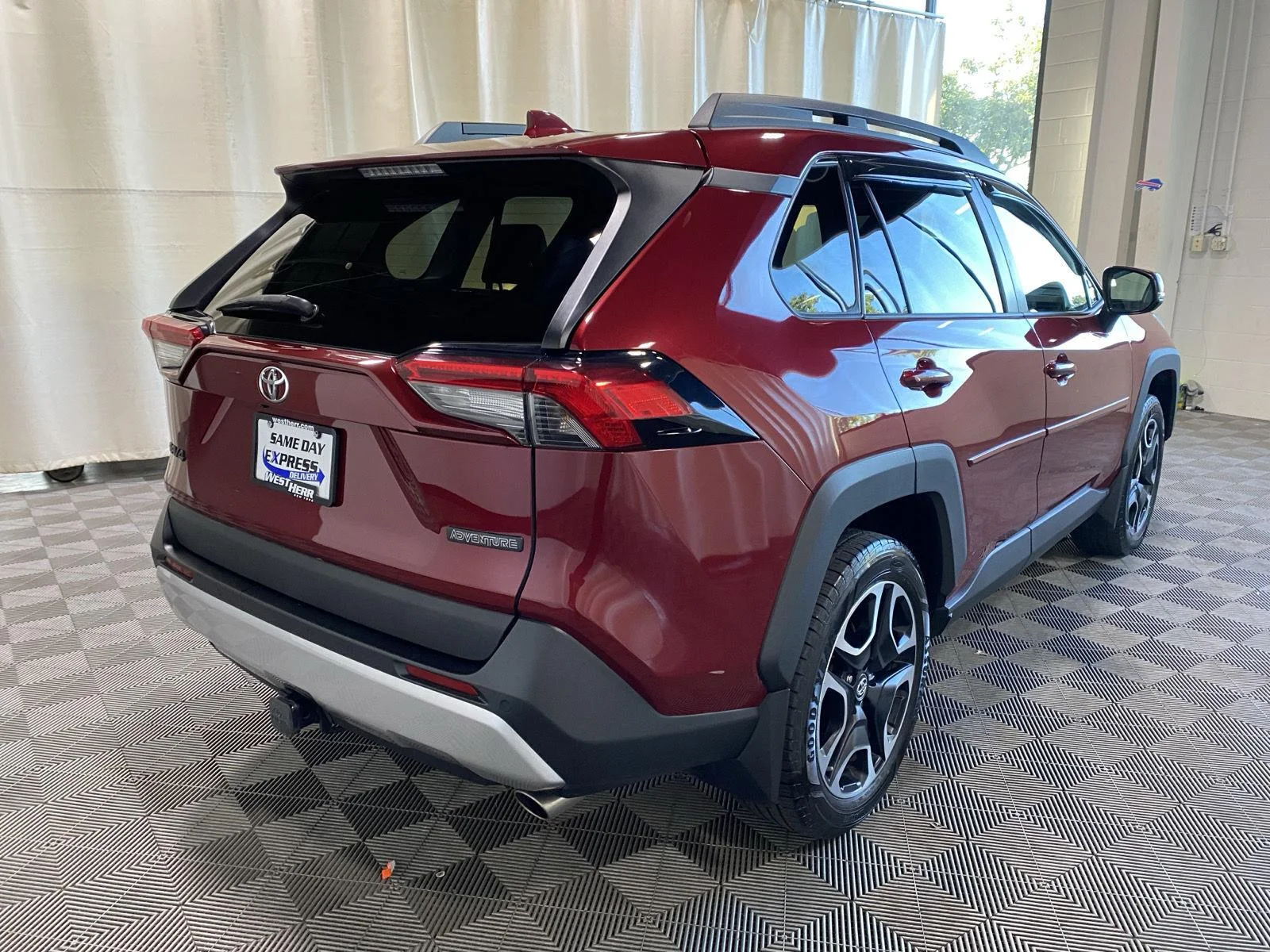 Used 2019 Ruby Flare Pearl Toyota Adventure image 7