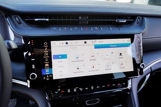 New 2026 Baltic Gray Metallic Clear-Coat Exterior Paint Jeep Limited image 28