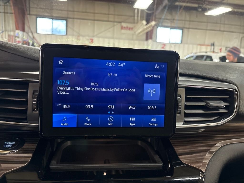 Used 2023 Blue Ford Limited image 22