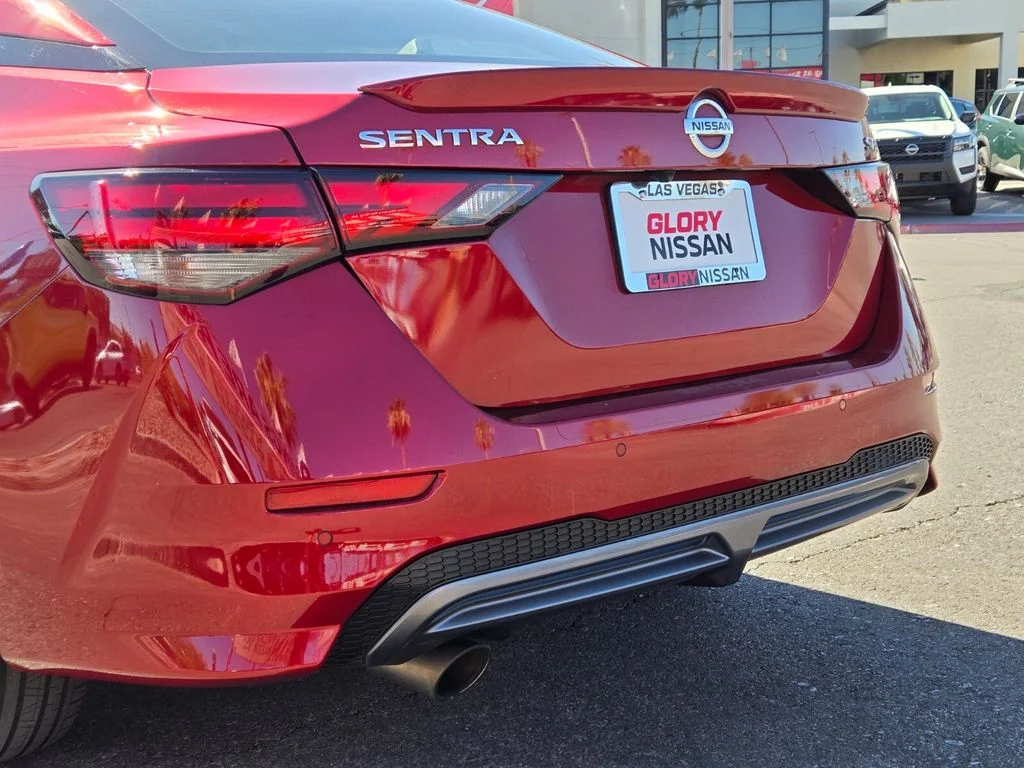 Used 2021 Red Nissan SR image 6