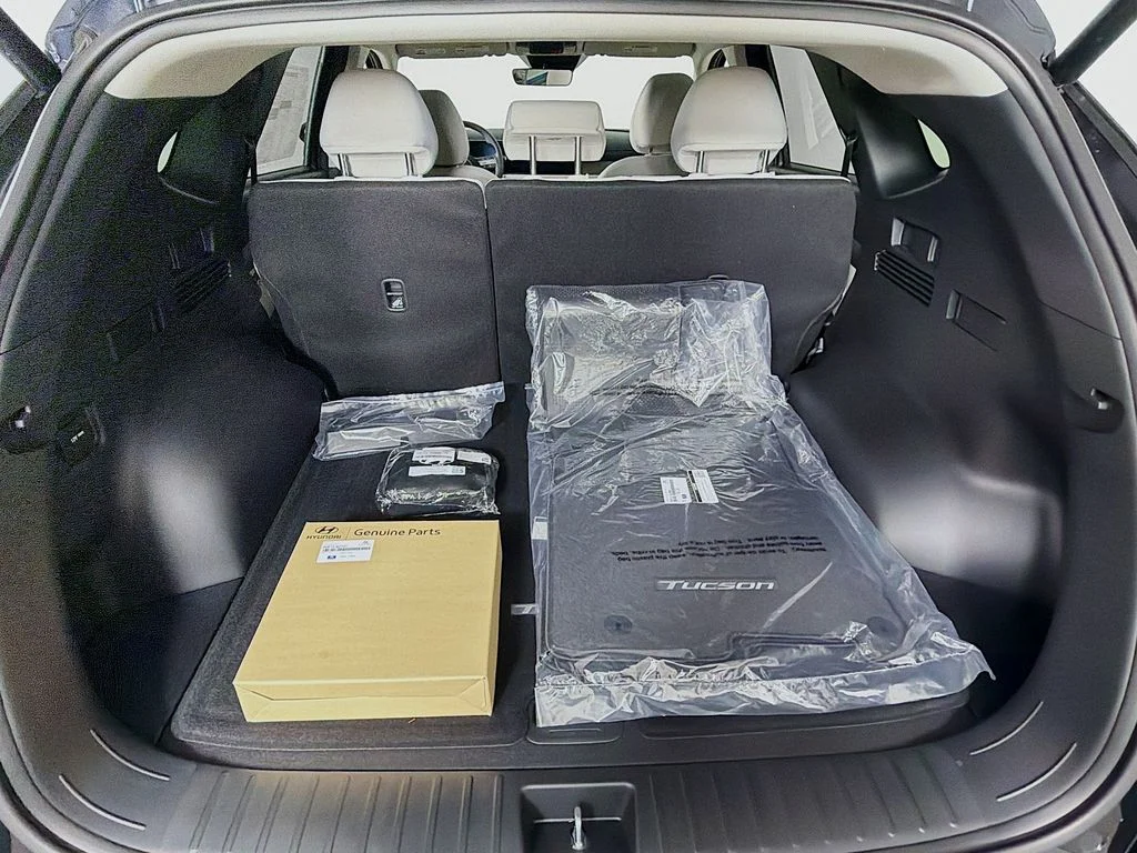 New 2026 Deep Sea Hyundai SEL image 25