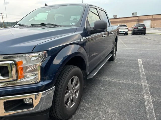 Used 2019 Blue Ford XLT image 3
