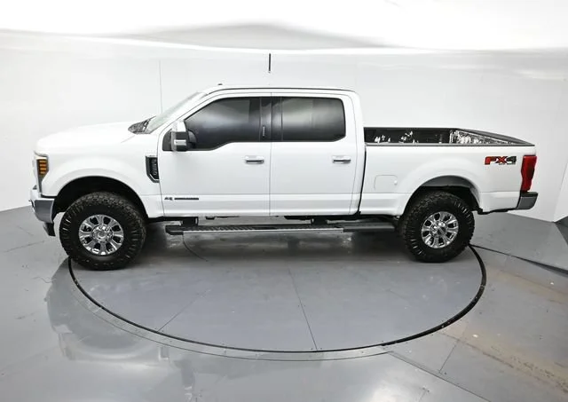Used 2018 White Ford XL image 31