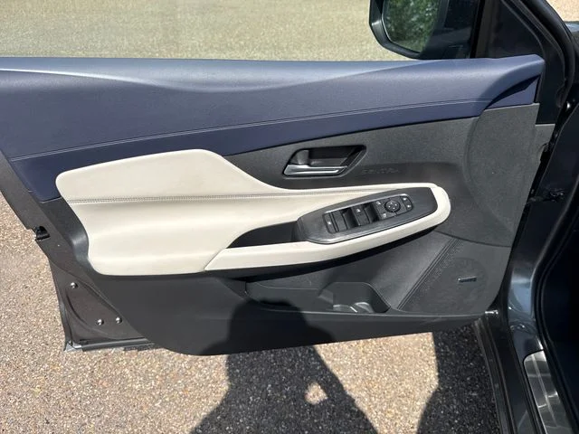 New 2026 Gun Metallic Nissan SL image 10
