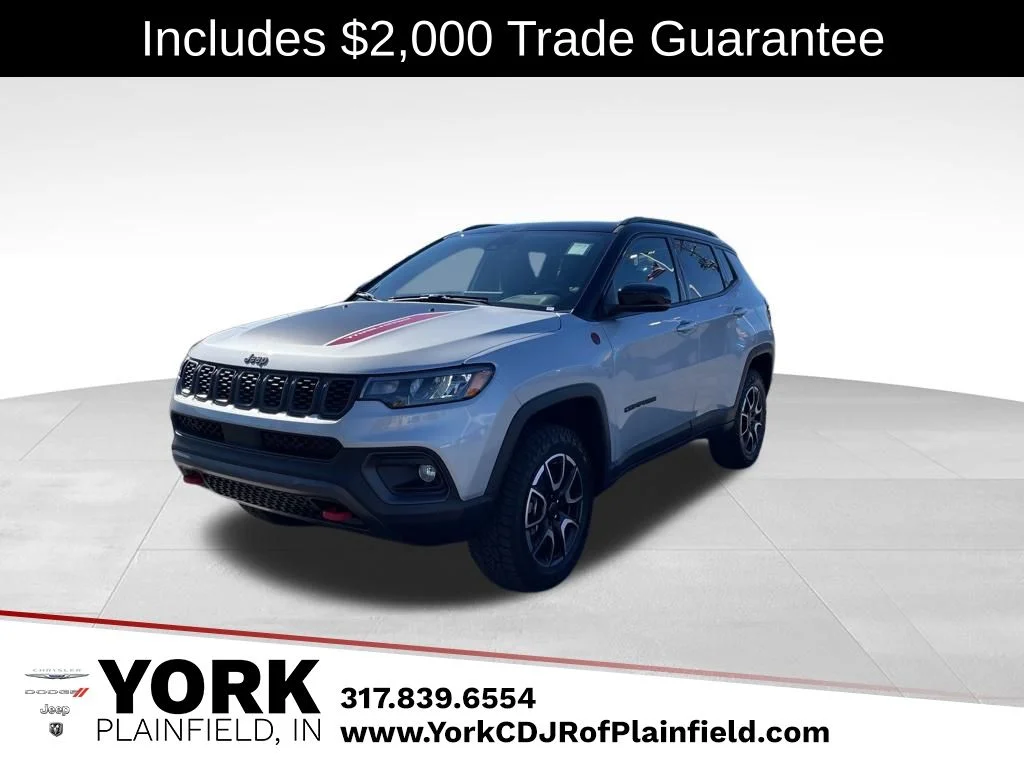 Silver Zynith Metallic Clear-Coat Exterior Paint 2026 Jeep Compass Trailhawk 4WD SUV / Crossover Four-Wheel Drive
