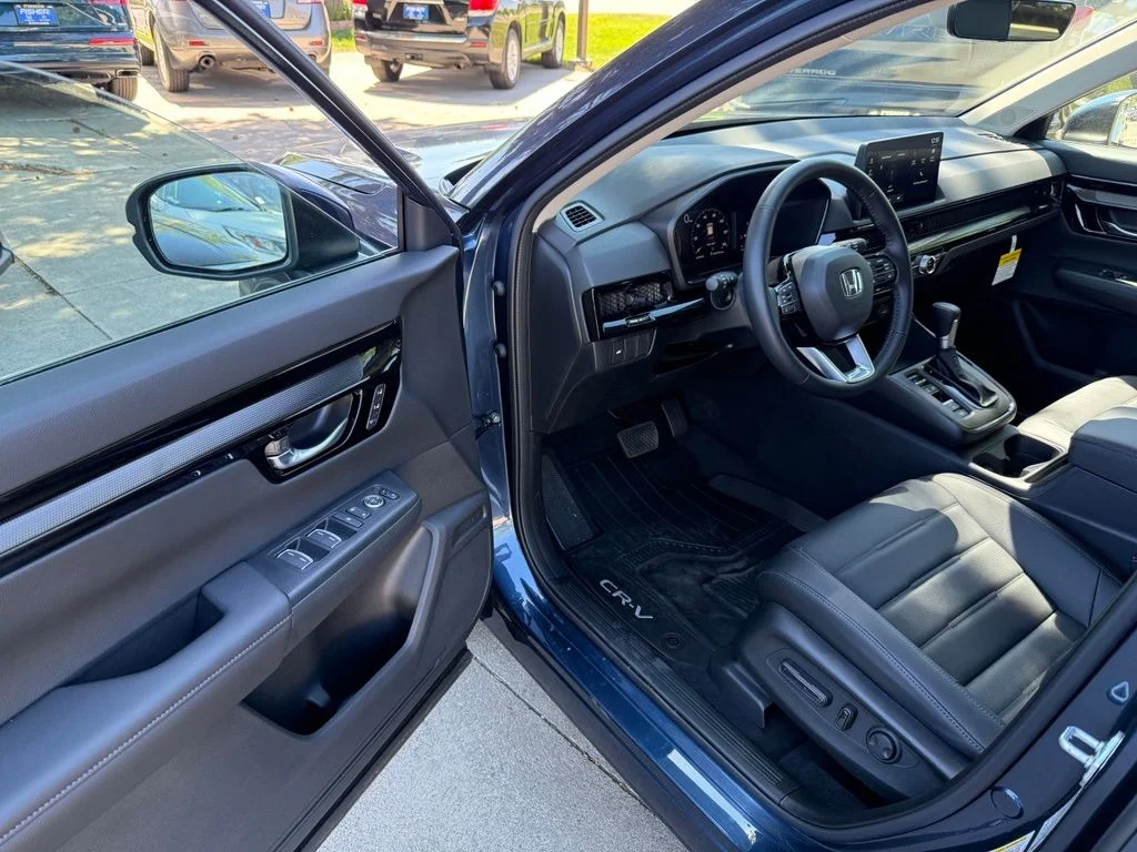 Certified Used 2026  Honda EX-L image 14