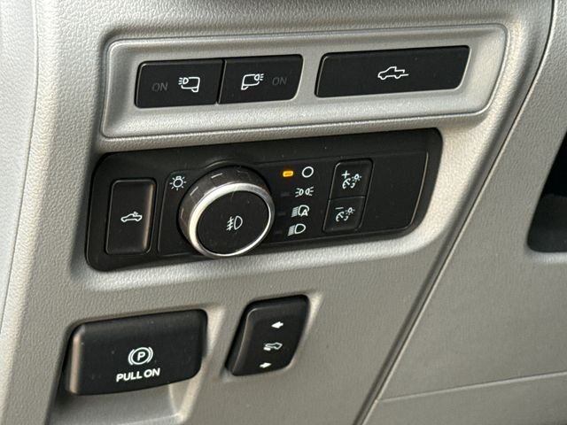 Used 2022 Gray Ford XLT image 23