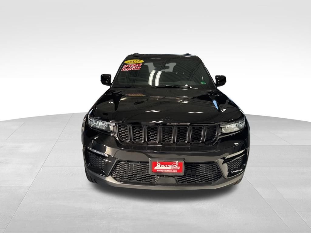 Used 2025 Black Jeep Limited image 9