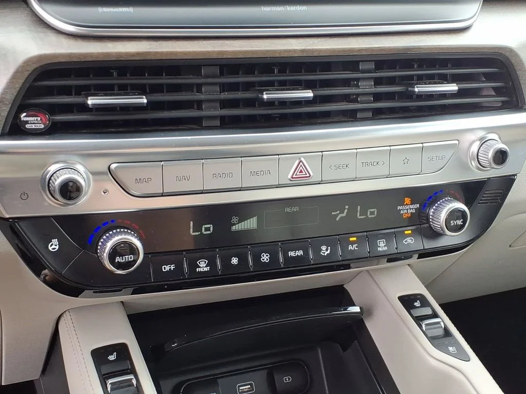 Used 2022 Black Kia SX image 21