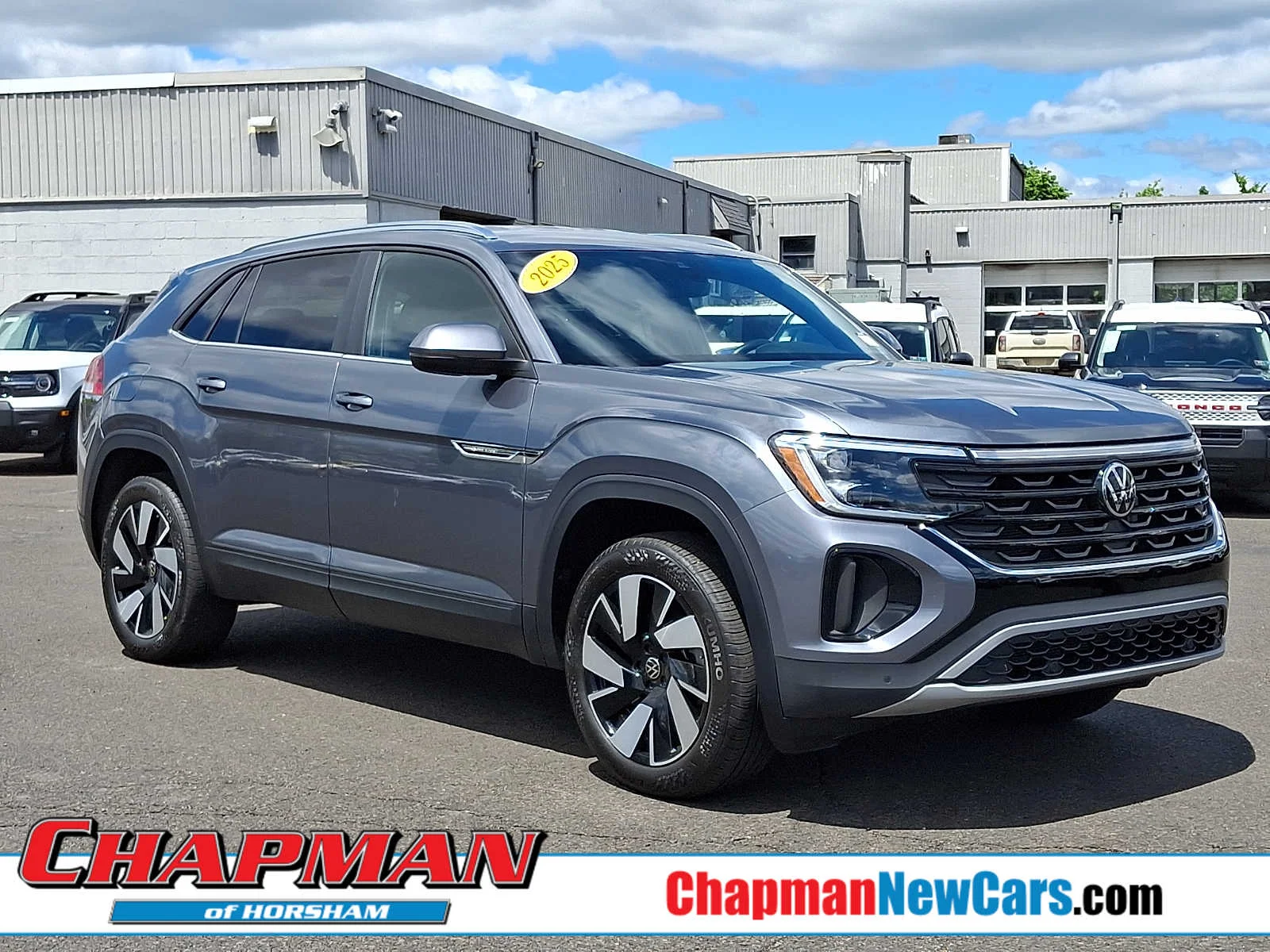 2025 Volkswagen Atlas Cross Sport 2.0T SE w/Tech's photo