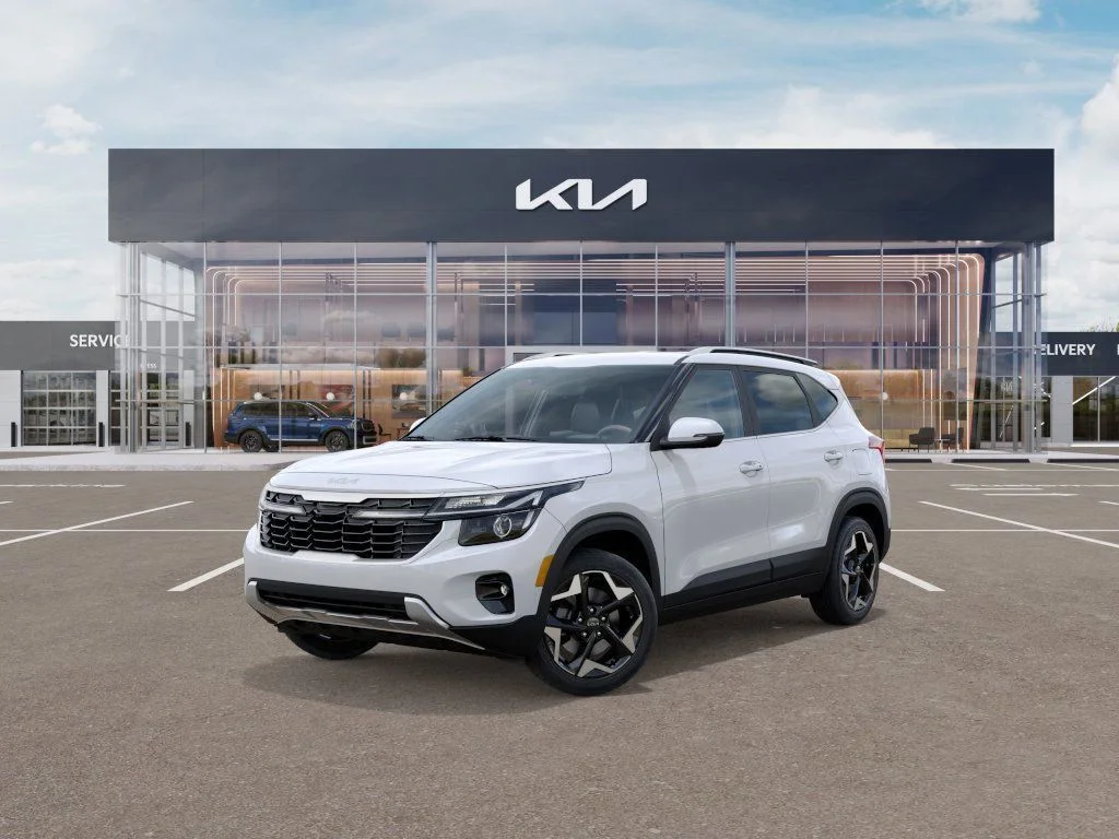 New 2026 Snow White Pearl Kia EX image 1