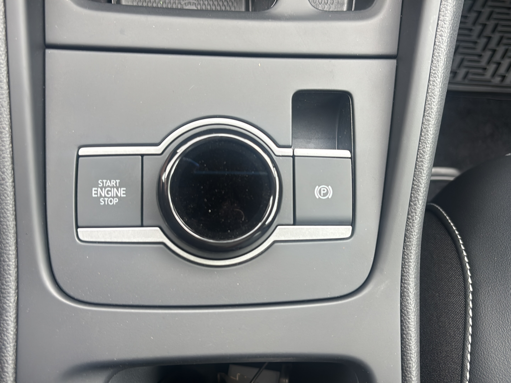 New 2026 White/off-white Volkswagen 2.0T SE image 27