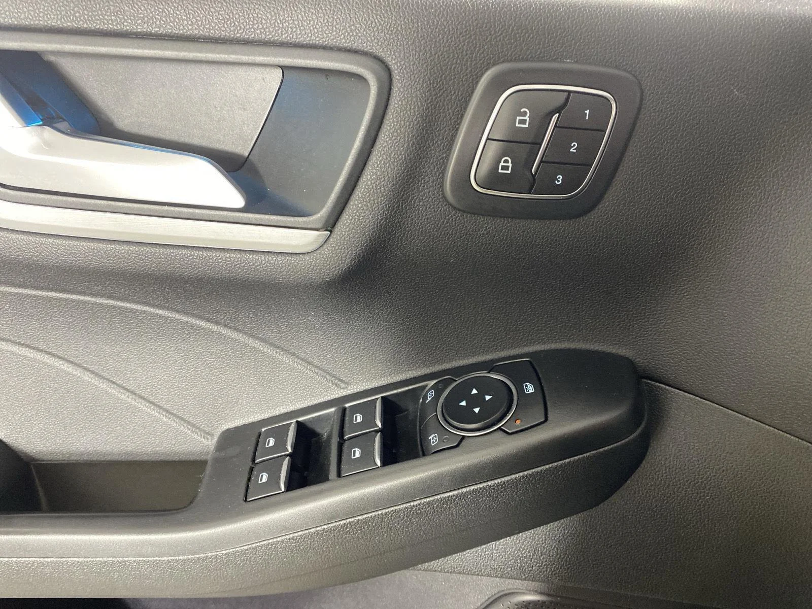 Used 2023 Vapor Blue Ford Platinum image 15