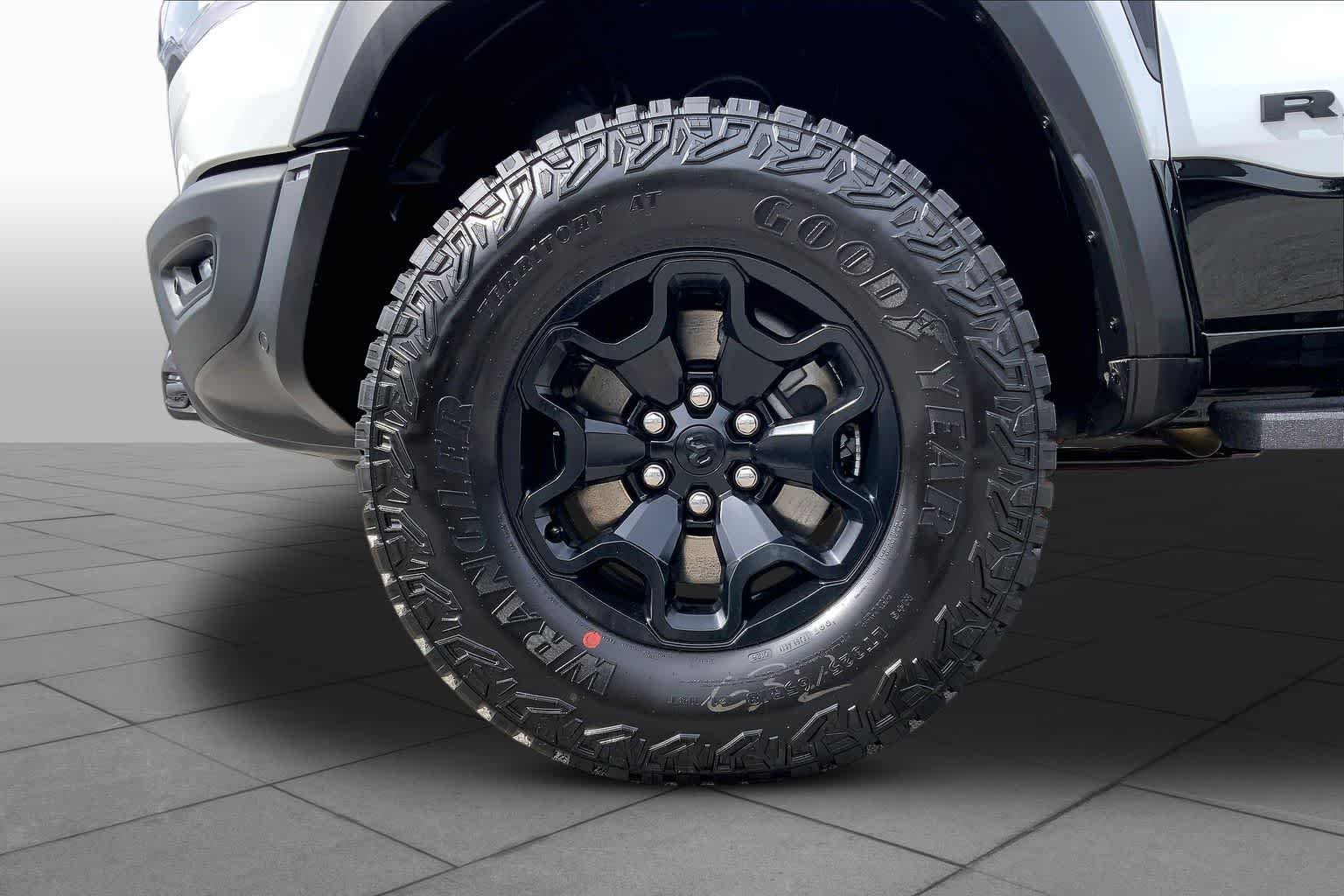 New 2026 Bright White Clear-Coat Exterior Paint RAM RHO image 8