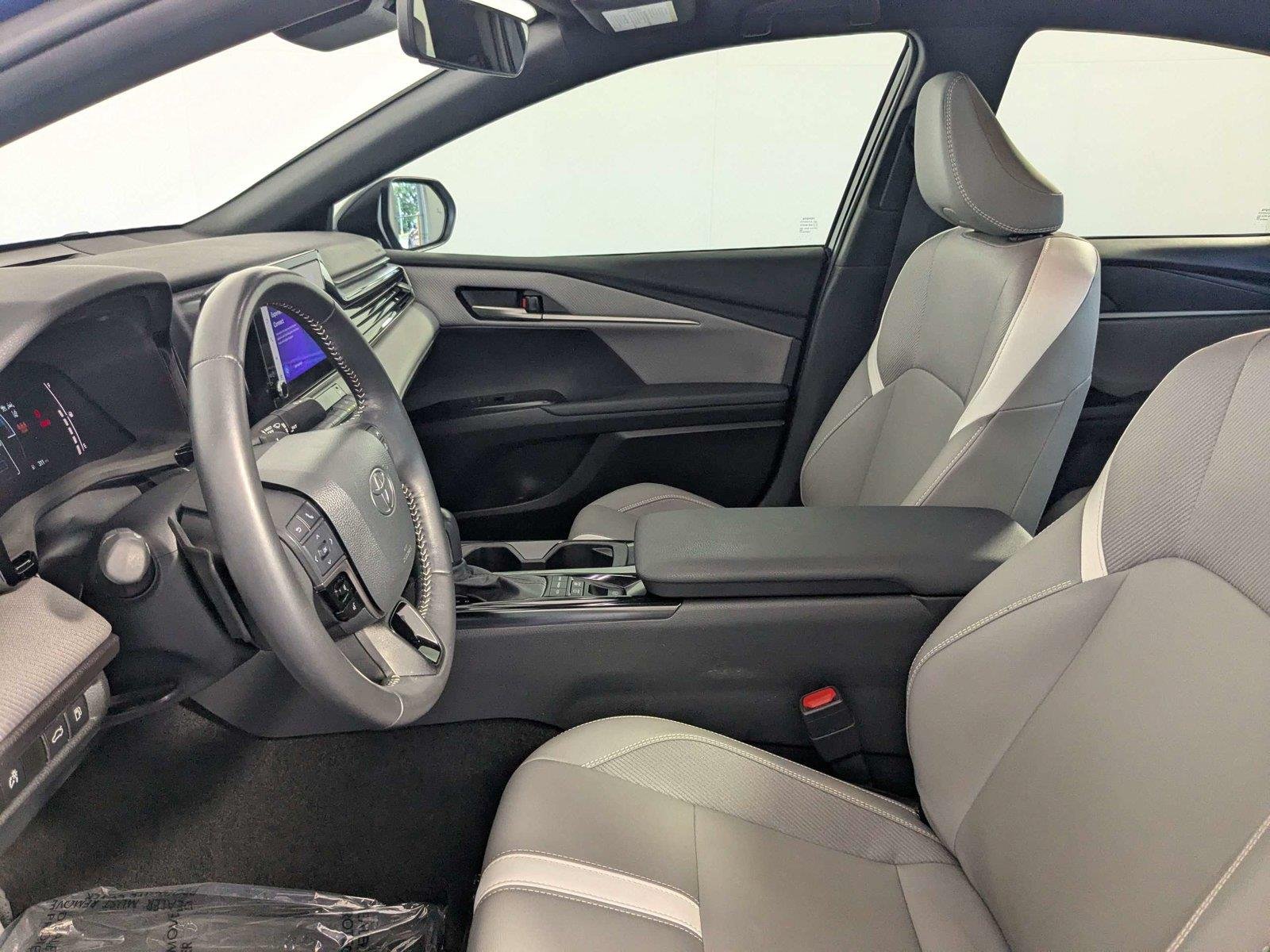 Used 2025 Reservoir Blue Toyota SE image 9