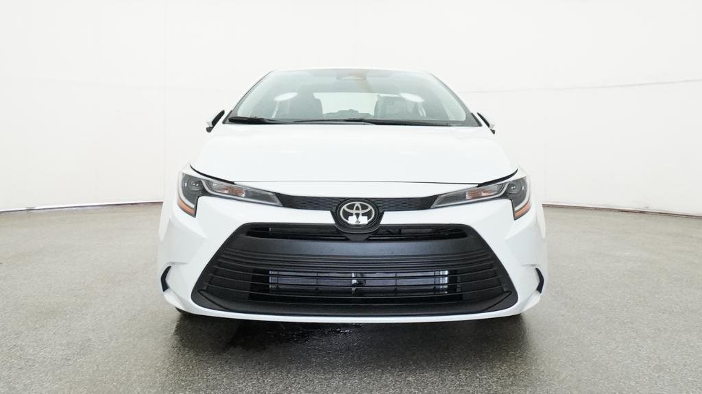 New 2026 Wind Chill Pearl Toyota LE image 15