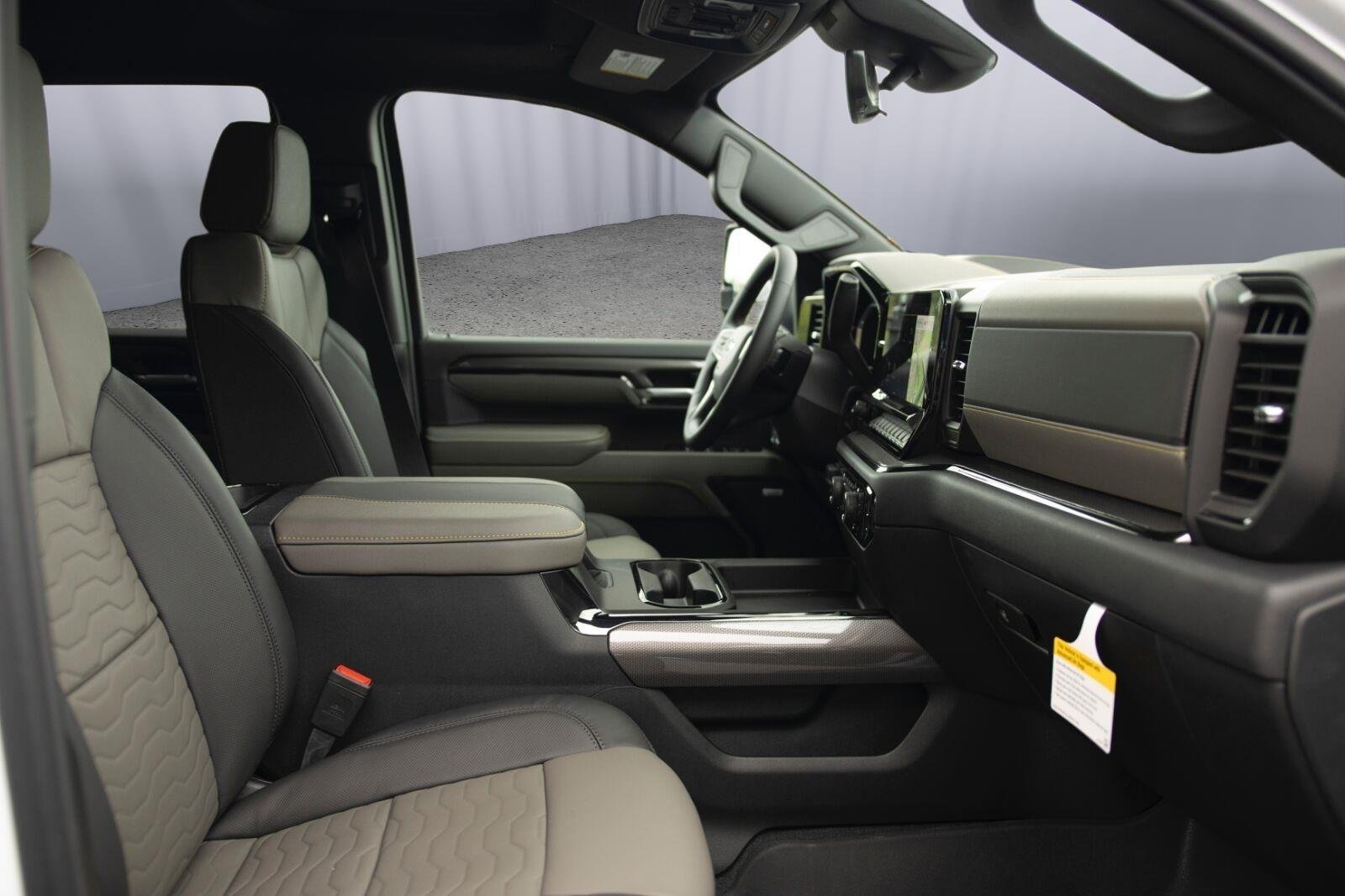 2026 Chevrolet Silverado 2500 HD ZR2 - Photo 26